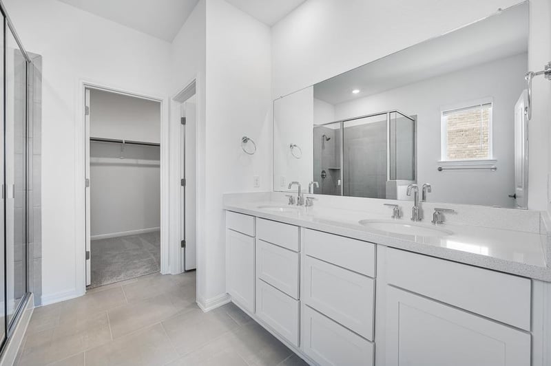 216 Betsy RD, Hutto, TX 78634