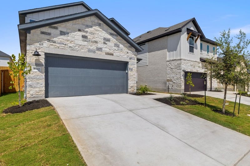 592 Darley Oak Dr, Dripping Springs, TX 78620