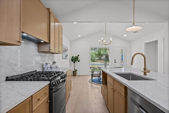 811 Glen Oak DR, Austin, TX 78745