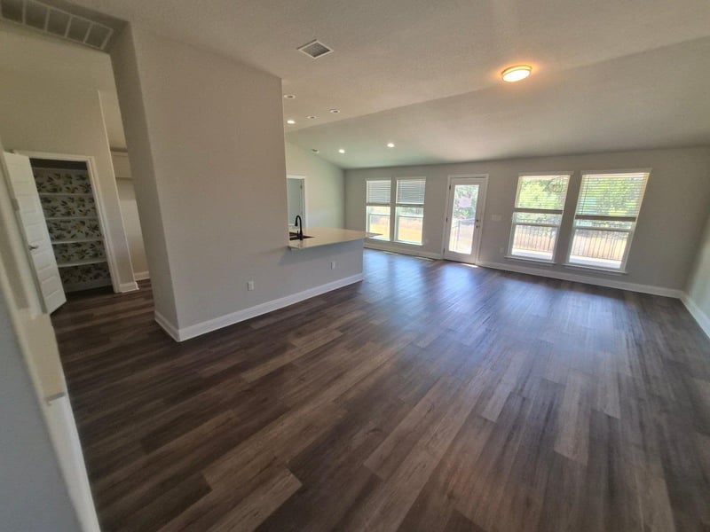 21905 Redbird DR, Lago Vista, TX 78645