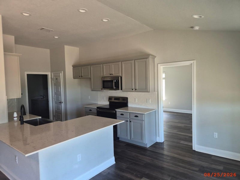 21905 Redbird DR, Lago Vista, TX 78645