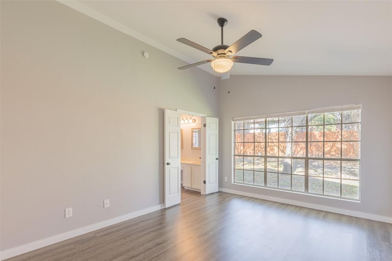 1100 Briargate DR, Austin, TX 78753