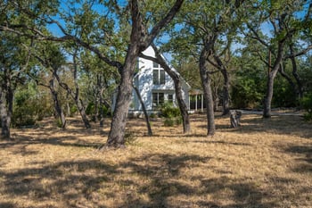 8902 Butler CIR, Austin, TX 78737