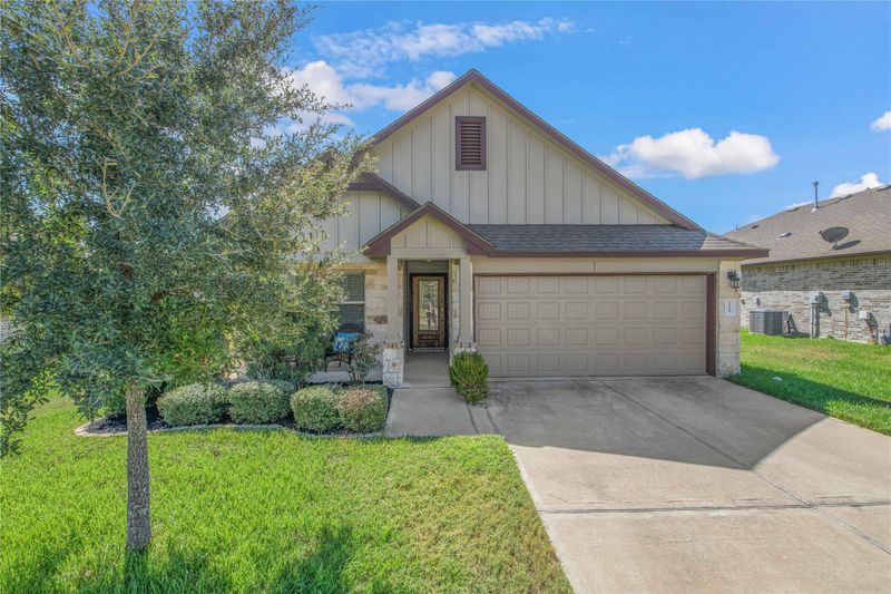 7713 Bunker DR, Navasota, TX 77868