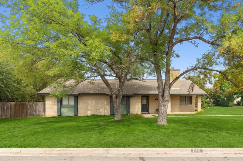 710 Lake View CV, Round Rock, TX 78681