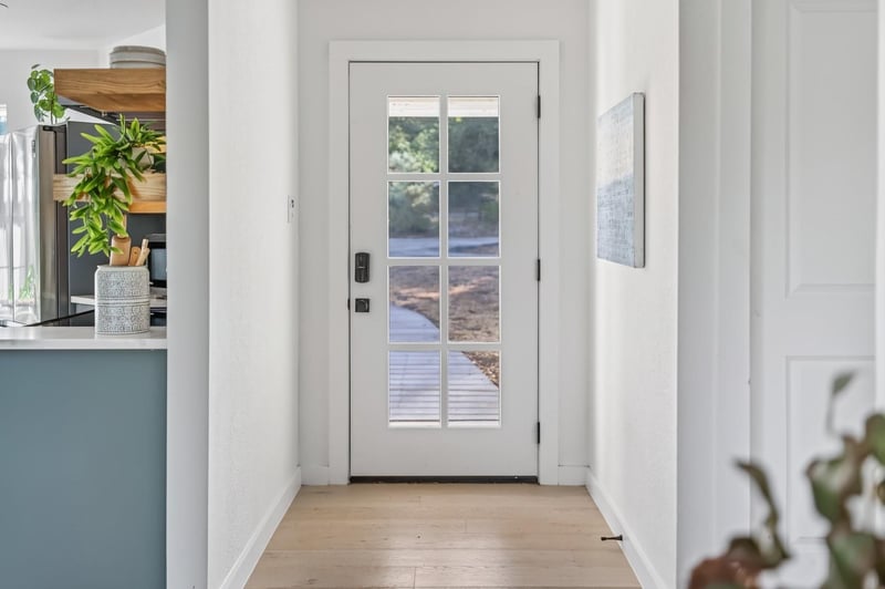 18302 W Rim DR, Jonestown, TX 78645