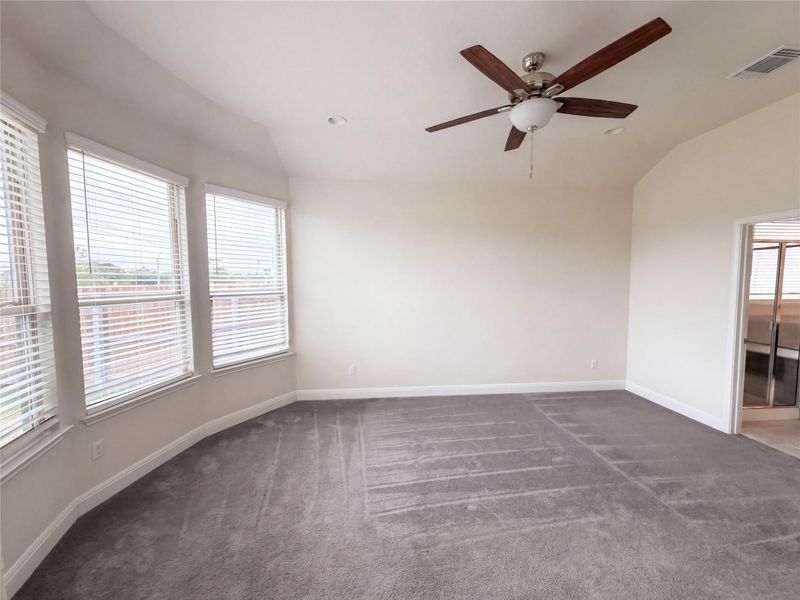 306 Duroc DR, Hutto, TX 78634