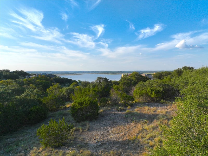 401 Scarlet CT, Canyon Lake, TX 78133