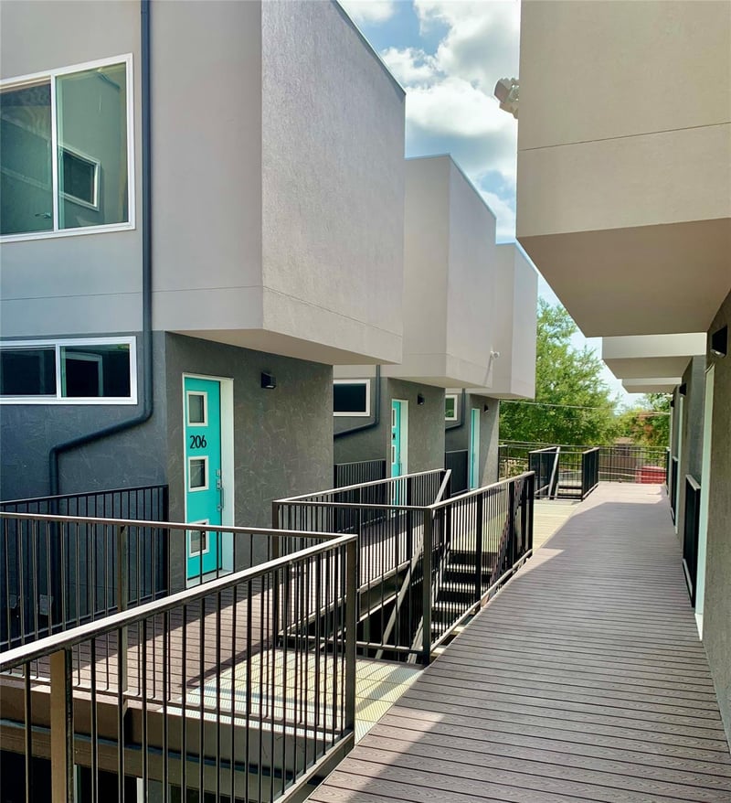 140 S Fredericksburg ST, San Marcos, TX 78666