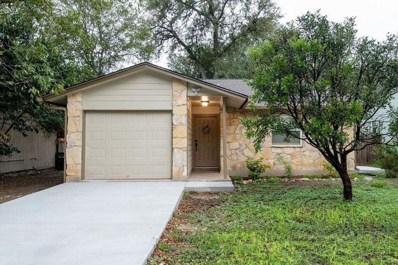 2018 Nevada ST, San Marcos, TX 78666