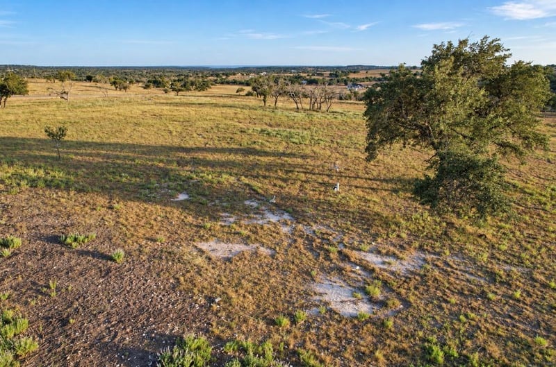 54 Badger Ridge RD, Fredericksburg, TX 78624