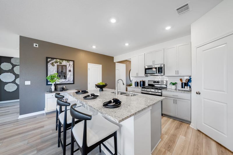 5904 Taunte DR, Del Valle, TX 78617