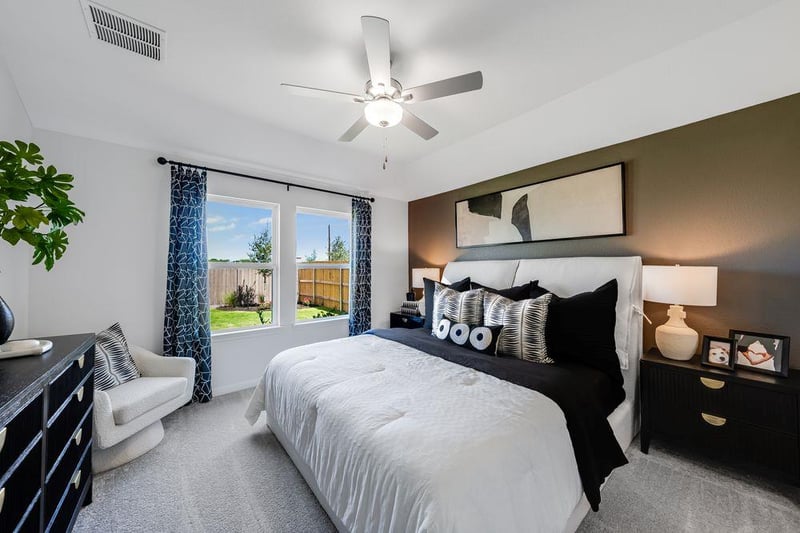 5904 Taunte DR, Del Valle, TX 78617