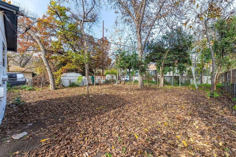 1614 Holly ST, Austin, TX 78702