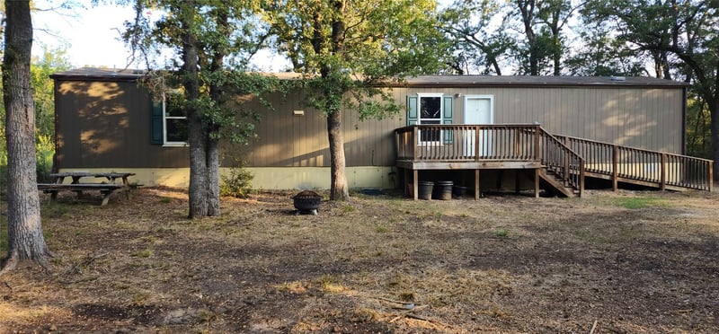 194 Fm 2104, Smithville, TX 78957