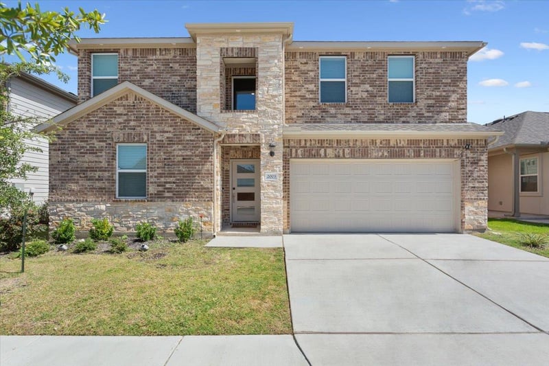 2003 Wynn RD, Hutto, TX 78634