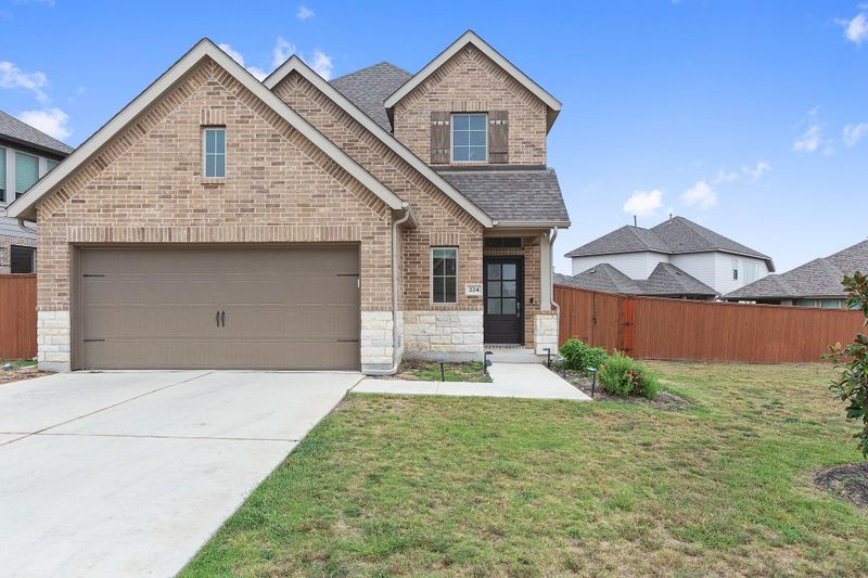224 Rosebush DR, Liberty Hill, TX 78642