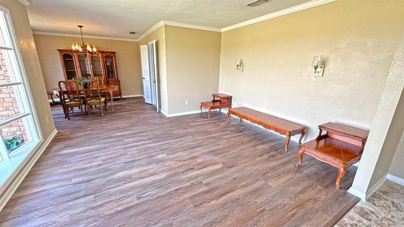 517 S Roy Reynolds DR, Harker Heights, TX 76548