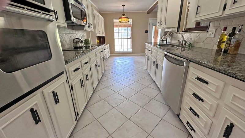 517 S Roy Reynolds DR, Harker Heights, TX 76548