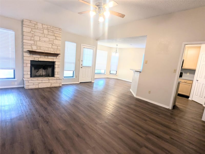 1810 Ramona CIR, San Marcos, TX 78666