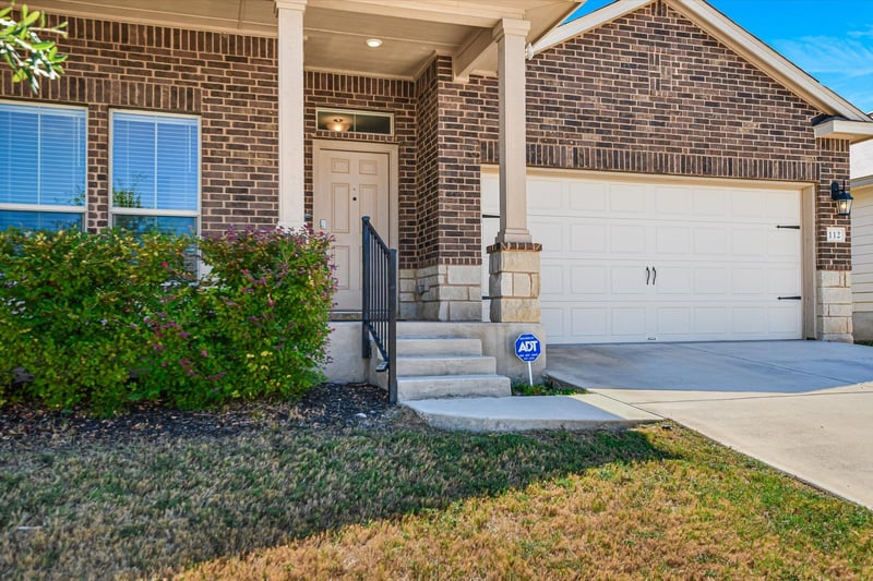 112 Taggart TRL, Jarrell, TX 76537