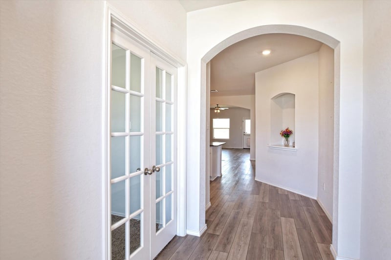 112 Taggart TRL, Jarrell, TX 76537