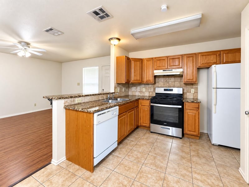 402 Algerita DR, Georgetown, TX 78628