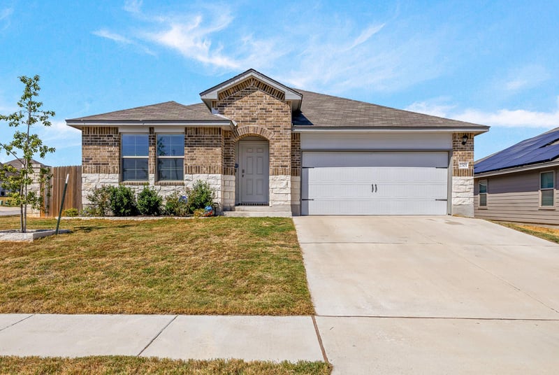 2301 Merganser DR, Copperas Cove, TX 76522