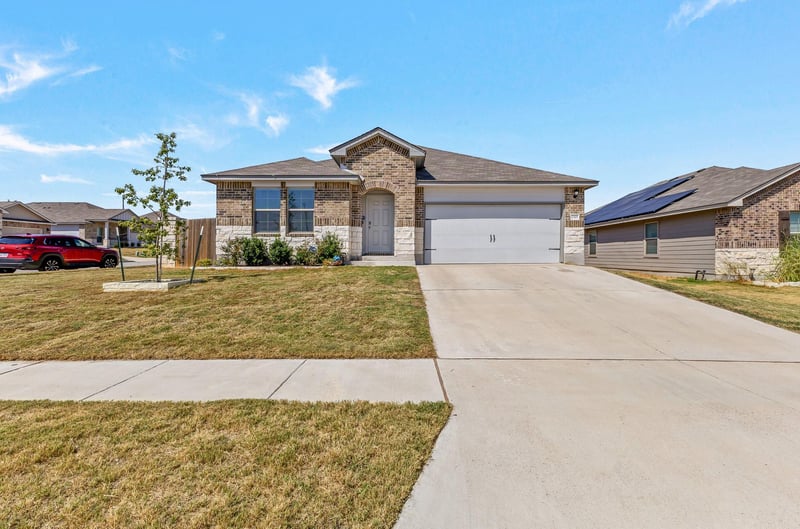 2301 Merganser DR, Copperas Cove, TX 76522