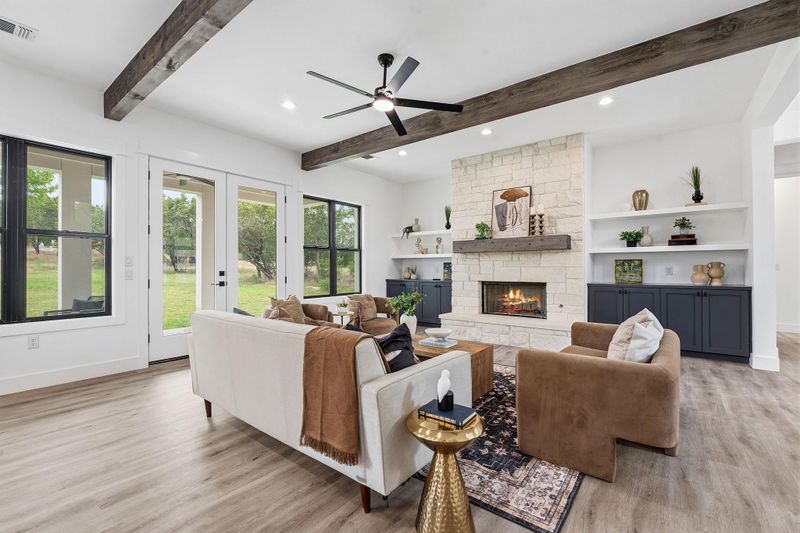 109 Rocky Summit CT, Spicewood, TX 78669