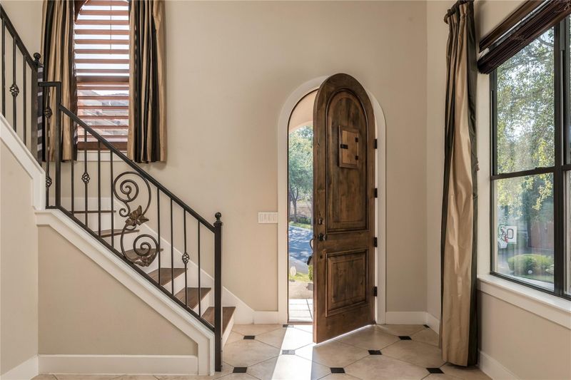 1036 Liberty Park DR #20, Austin, TX 78746