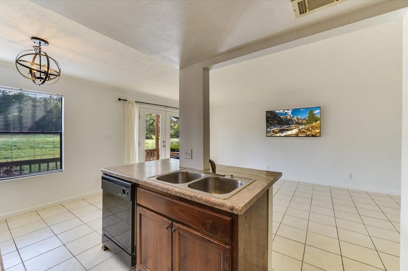 39 Cypress Fairway VLG #39, Wimberley, TX 78676