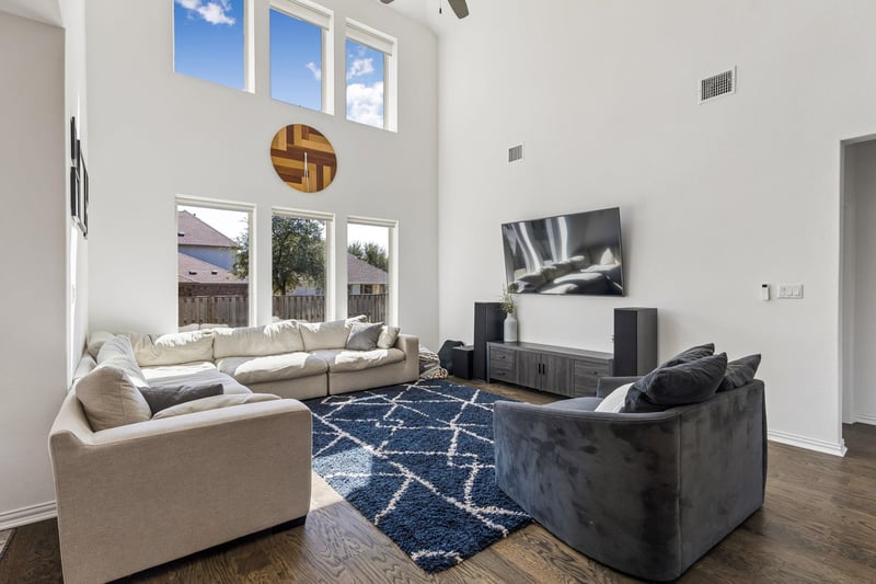 1506 Garrett Oaks LN, Georgetown, TX 78633
