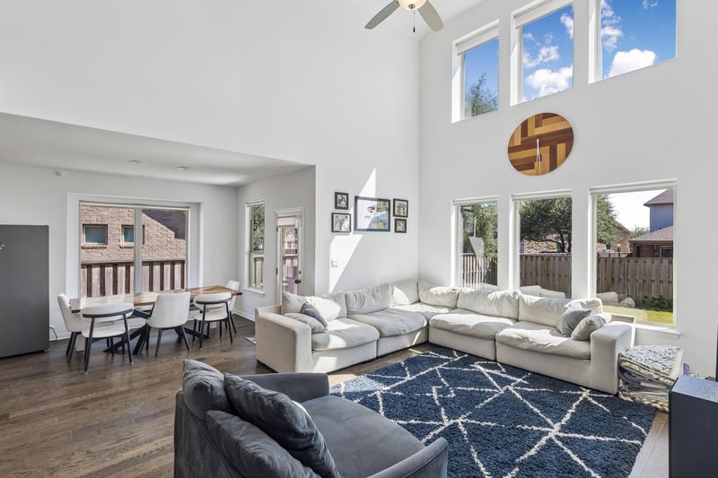 1506 Garrett Oaks LN, Georgetown, TX 78633