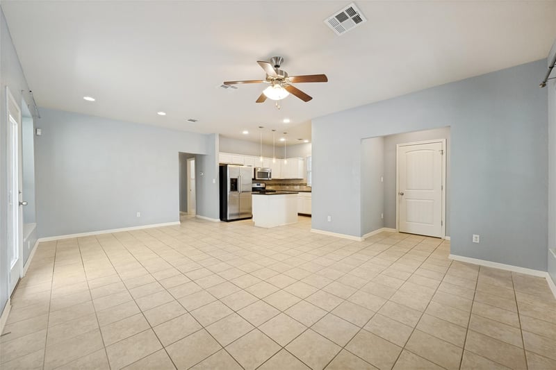 138 Wainscot Oak Way, San Marcos, TX 78666