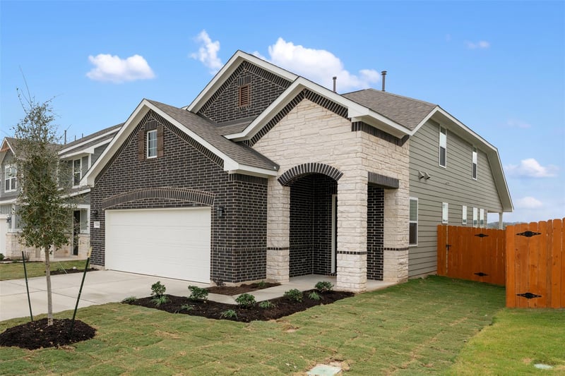 213 Clover BND, Liberty Hill, TX 78642