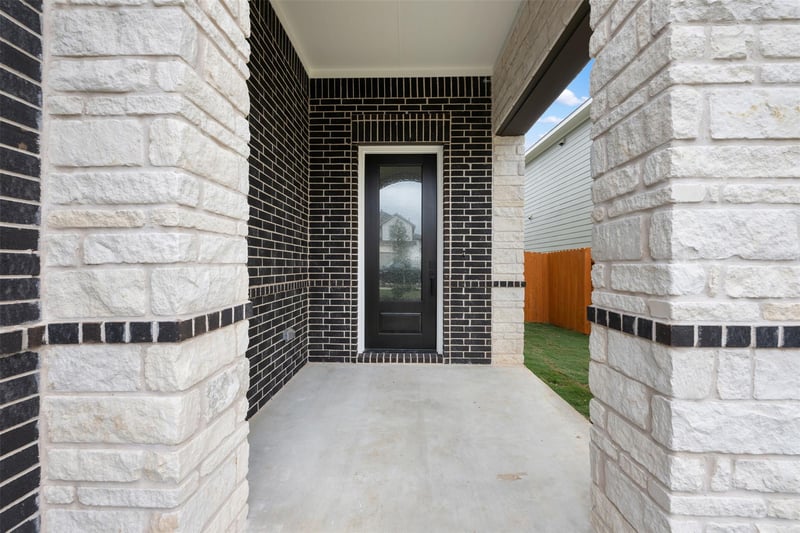 213 Clover BND, Liberty Hill, TX 78642