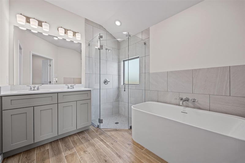 157 Arena DR, Liberty Hill, TX 78642