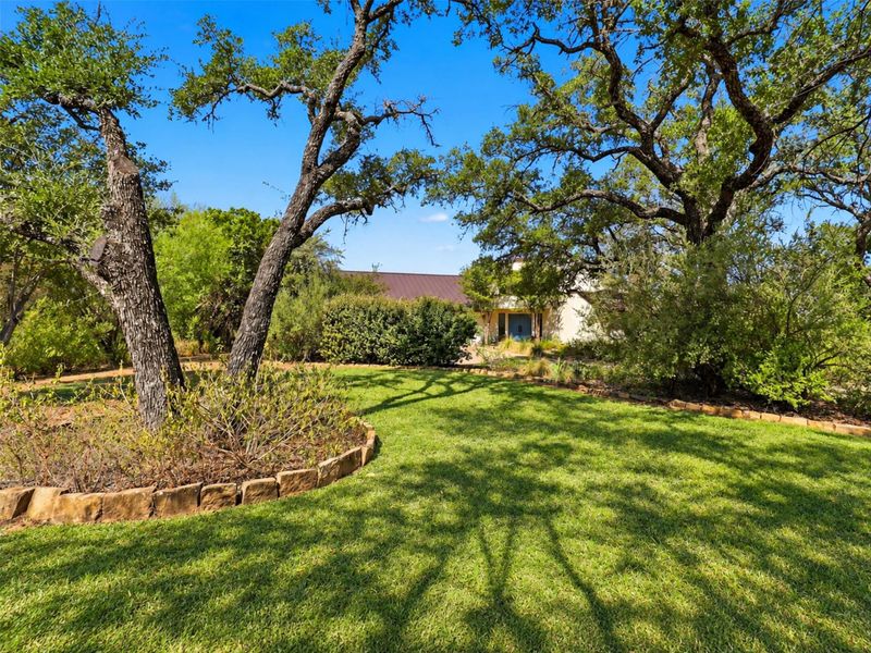 100 Derby DR, Spicewood, TX 78669