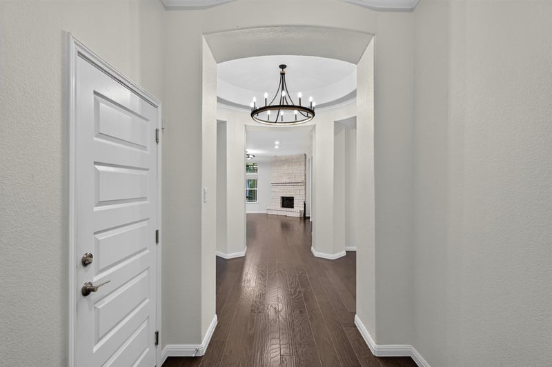 809 Lorraine CV, Round Rock, TX 78665