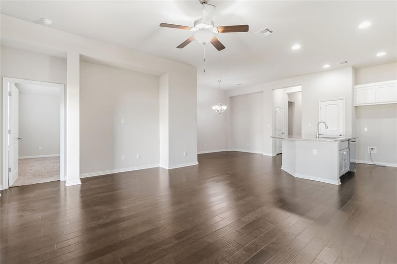 109 Tulip Garden TRL, San Marcos, TX 78666