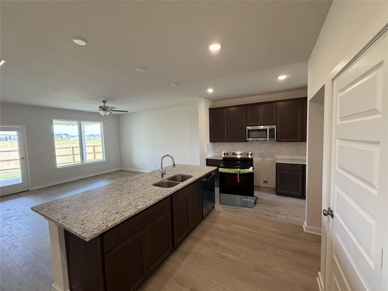 276 Gus Loop, Georgetown, TX 78626