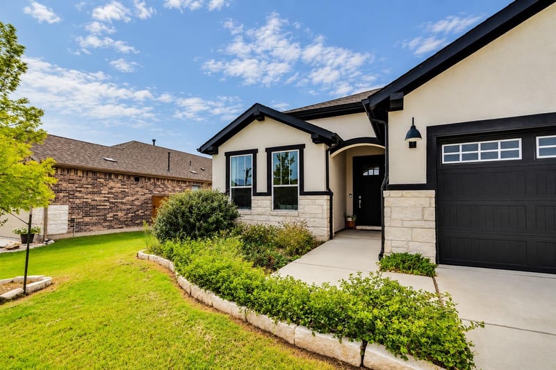 349 Barn Hill Loop, Dripping Springs, TX 78620