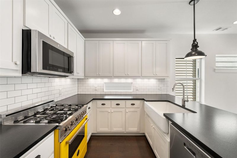 1008 Muse LN, Austin, TX 78702