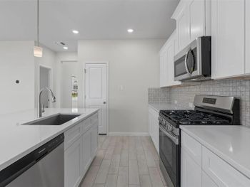 153 Arena DR, Liberty Hill, TX 78642