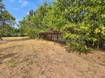 1809 Main ST, Liberty Hill, TX 78642