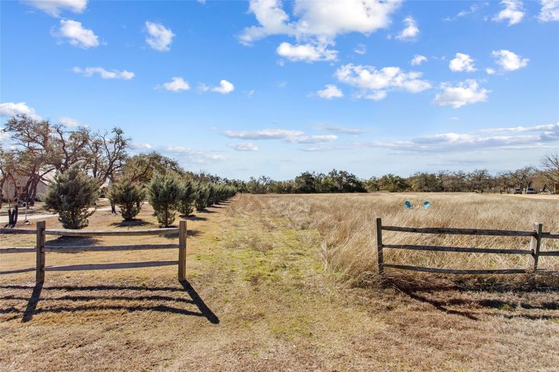 623 Dario DR, Dripping Springs, TX 78620