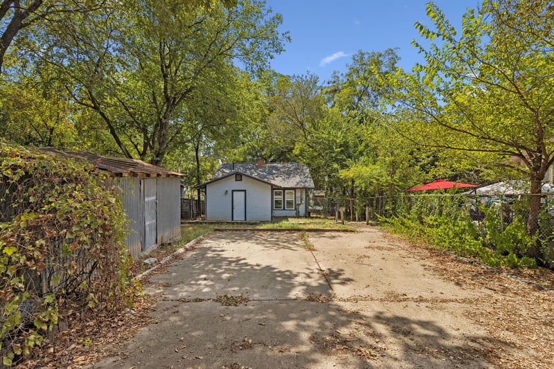 1204 Taylor ST, Austin, TX 78702