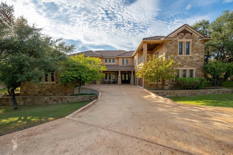 104 Bella Strada CV, Austin, TX 78734