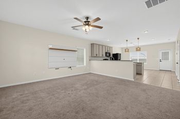 204 Timber Brook DR, Hutto, TX 78634